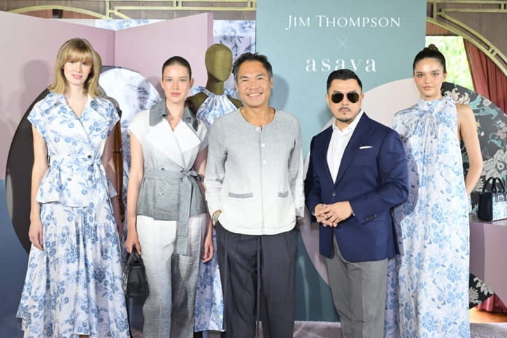 JIM THOMPSON x ASAVA ปล่อยคอลเลกชันสุดไอคอนิกแห่งปี เมื่อสองแบรนด์ระดับตำนานเมืองไทย ร่วมสะท้อนความงามของผู้หญิงยุคใหม่ ผ่านไอเทม Casual Wear สวยสะกด