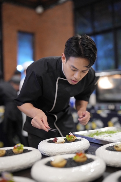 คืนแห่งการแบ่งปันในงาน “Chef’s Charity The Best of Bangpakong” ที่ร้านเอกเขนก แปดริ้ว
