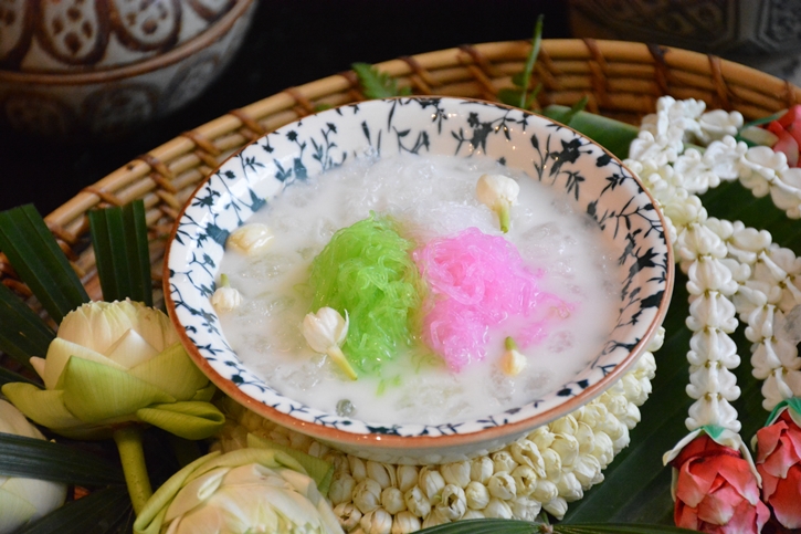 เมนูพิเศษประจำเดือนจากห้องอาหารเรือนต้น โรงแรมมณเฑียร สุรวงศ์ กรุงเทพฯ