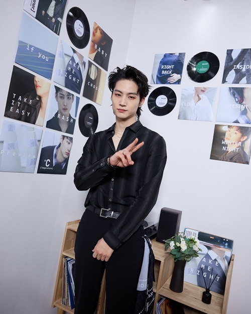 สยามเซ็นเตอร์ ร่วมกับ เจบี จัด “Siam Center X JAY B The 2nd Exhibition in Bangkok: RE LOAD” นิทรรศการแห่งความคิดถึงและความทรงจำระหว่าง JAY B และอากาเซ่