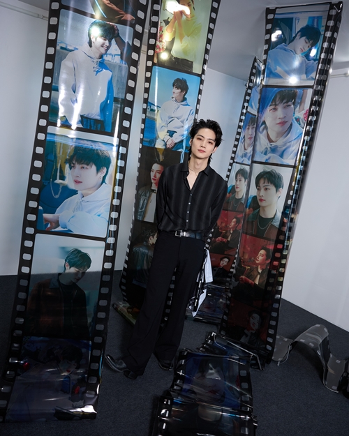 สยามเซ็นเตอร์ ร่วมกับ เจบี จัด “Siam Center X JAY B The 2nd Exhibition in Bangkok: RE LOAD” นิทรรศการแห่งความคิดถึงและความทรงจำระหว่าง JAY B และอากาเซ่