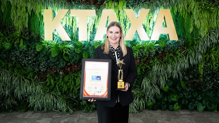 กรุงไทย-แอกซ่า ประกันชีวิต คว้า 2 รางวัลใหญ่จาก World HRD Congress สาขา Thailand Best Employer Brand Awards ต่อเนื่อง 5 ปีซ้อน และ Top Most HR Leaders Awards 2025