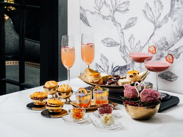 หวานๆ รับเดือนแห่งความรักกับ 25 ร้านดัง บรรยากาศโรแมนติกฉลองวาเลนไทน์ 2025 อย่างฉ่ำใจ