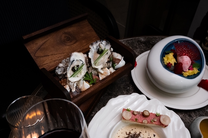หวานๆ รับเดือนแห่งความรักกับ 25 ร้านดัง บรรยากาศโรแมนติกฉลองวาเลนไทน์ 2025 อย่างฉ่ำใจ