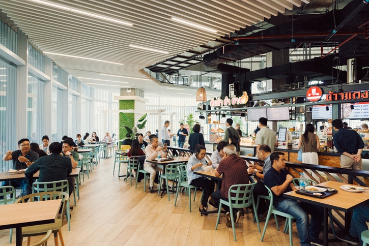 ตามล่าความอร่อยกับศูนย์รวมร้านดังที่ “Food Street” เดอะ ปาร์ค พบประสบการณ์อร่อยเต็มอิ่มกับสตรีทฟู้ดร้านเด็ด กว่า 100 เมนู ที่สะดวกและคุ้มค่าในทุกจาน