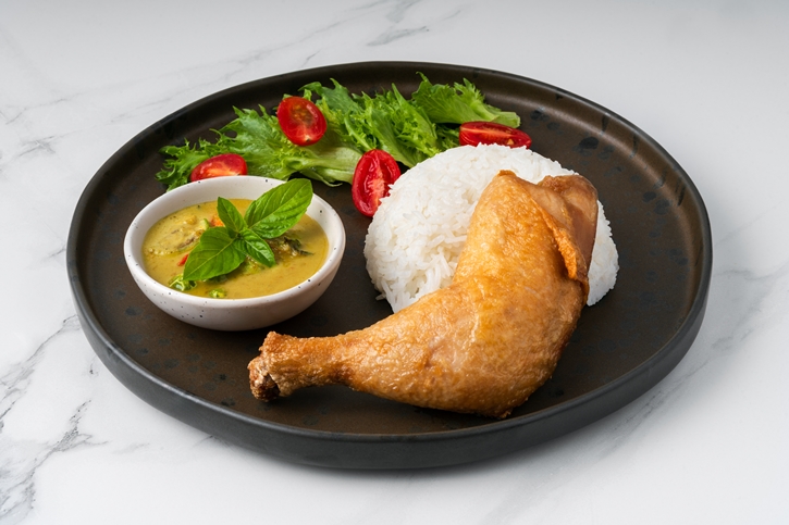 คาเฟ่ เดอ ข่อย โรงแรมอินเตอร์คอนติเนนตัล หัวหิน รีสอร์ท เปิดตัวเมนูสไตล์คอมฟอร์ตฟู้ด ในบรรยากาศสวนร่มรื่น