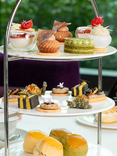 Matcha Meets Macarons ชุดอาฟเตอร์นูนทีที่ผสานความอร่อยสไตล์ญี่ปุ่นและฝรั่งเศส พร้อมเสิร์ฟแล้วที่ 1897 เลาจน์