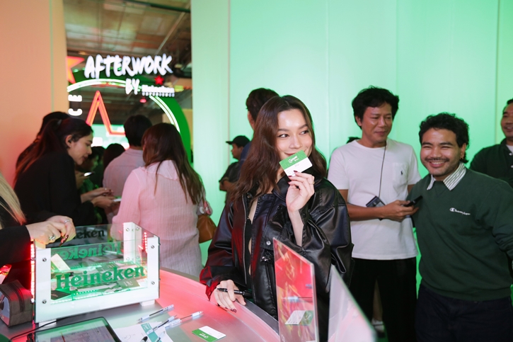 Heineken Experience ชวนชาวออฟฟิศให้ออกมาใช้ชีวิตหลังเลิกงาน กับ “Co-Afterwork Space” พื้นที่รีเฟรชโมเมนต์หลังเลิกงานใจกลาง EMSPHERE