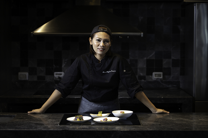 ลิ้มรสรสชาติแห่งชัยชนะ กับ “A TASTE OF THE CHAMPION” TASTING MENU ฝีมือเชฟนุช วรนุช สุดยอดเชฟผู้พิชิตจากรายการเชฟกระทะเหล็กประเทศไทย ที่ STOCK.ROOM