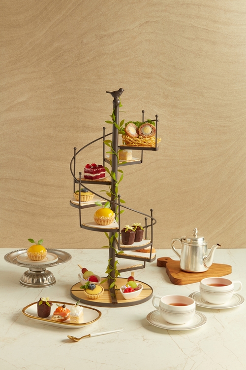 สัมผัสประสบการณ์ Flower Workshop & Afternoon Tea Experience สุดสร้างสรรค์  ที่ เมโทร เลานจ์ โฉมใหม่ ณ โรงแรมอวานี รัชดา กรุงเทพฯ
