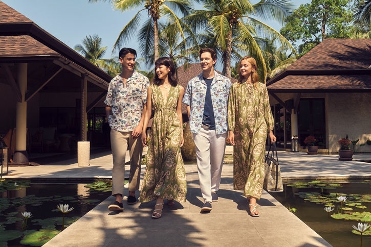 จิม ทอมป์สัน ชวนหนีไปพักร้อนกับคอลเลกชันใหม่ “Siamese Palm Sky” อวดหลายลุคชวนฝันจากไอเทมรีสอร์ตแวร์สุดชิครับซัมเมอร์