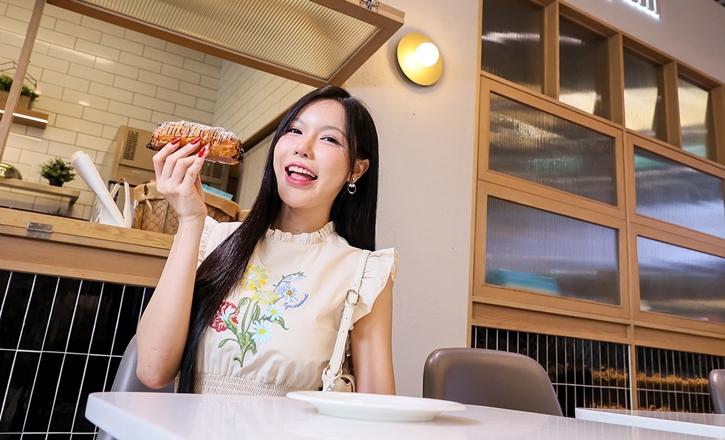 เมกาบางนา ชวนเติมความฟินกับเมนูขนมปังหอมกรุ่นจาก 12 ร้านดัง ในแคมเปญ “MEGA HAPPY BREAD DAY”