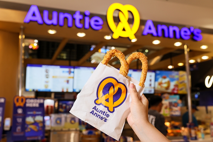 เมกาบางนา ชวนเติมความฟินกับเมนูขนมปังหอมกรุ่นจาก 12 ร้านดัง ในแคมเปญ “MEGA HAPPY BREAD DAY”