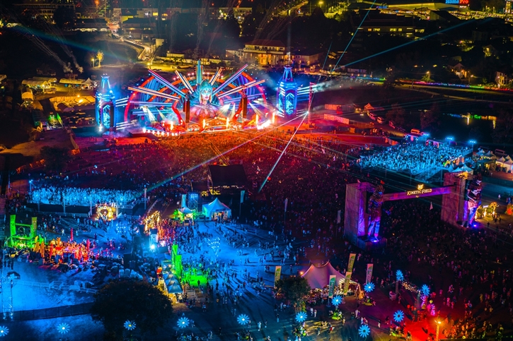 ภูเก็ตร้อนระอุ! เทศกาลดนตรี “EDC Thailand 2026” กลับมาอีกครั้ง  16-18 ม.ค. 2569 – เปิดขายบัตรรอบแรกแล้ววันนี้