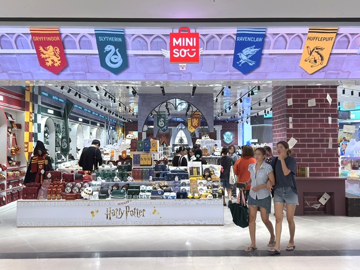 แลนด์มาร์คใหม่ MINISO Flagship Store @เดอะมอลล์ไลฟ์สโตร์ บางกะปิ ศูนย์รวมสินค้าไลฟ์สไตล์ และสินค้าแบรนด์ลิขสิทธิ์ดังจากทั่วโลก