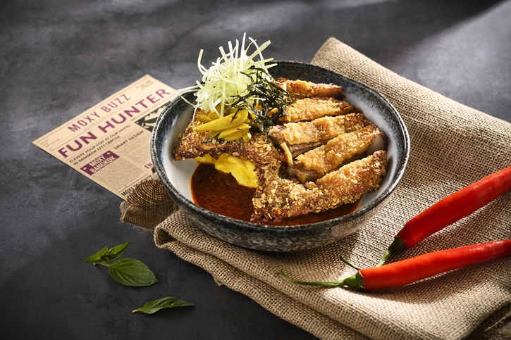 ม็อกซี่ แบงคอก ราชประสงค์ ชวนอิ่มจัดจ้านกับแคมเปญ Eat Out with Marriott Bonvoy ที่ม็อกซี่ชู 2 เซ็ตเมนูอร่อยสุดมันส์
