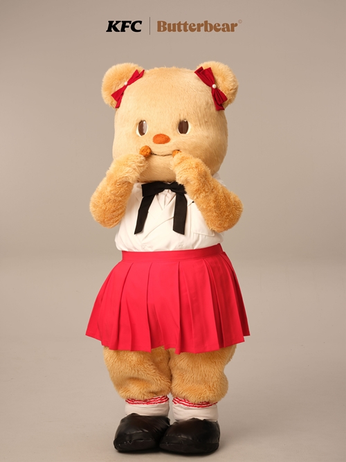 มือเหมือนไก่ทอดจนได้เรื่อง! ‘KFC ประเทศไทย’ คอลแลปส์ ‘Butterbear’ เปิดตัว ‘น้องเนย’ ลูกรักผู้พันคนใหม่ ป่วนหัวใจมัมหมีและคนคลั่งไก่ทั่วประเทศ มือเหมือนไก่ทอดจนได้เรื่อง! ‘KFC ประเทศไทย’ คอลแลปส์ ‘Butterbear’ เปิดตัว ‘น้องเนย’ ลูกรักผู้พันคนใหม่ ป่วนหัวใจมัมหมีและคนคลั่งไก่ทั่วประเทศ