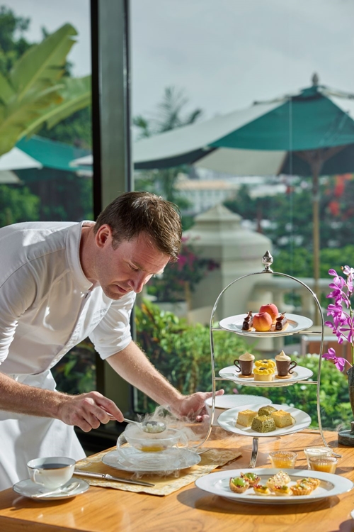 โรงแรมเพนนินซูลา กรุงเทพฯ เปิดตัว Art in the Garden Afternoon Tea ชุดน้ำชายามบ่ายสุดพิเศษ ที่ถ่ายทอดแรงบันดาลใจจากสวนดอกไม้ ผลไม้ และความงามของพฤกษานานาพันธุ์