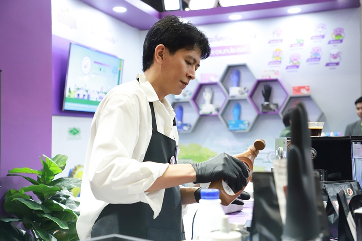 ศรีตรังโกลฟส์ยกทัพถุงมือยางคุณภาพ ร่วมงาน THAIFEX – ANUGA ASIA 2025 เจาะตลาดอุตสาหกรรมอาหาร-เครื่องดื่มจากผู้ประกอบการทั่วโลก