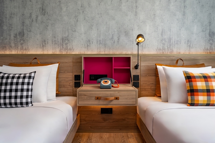 ม็อกซี่ แบงคอก ราชประสงค์ เปิดเว็บไซต์หลายภาษา พร้อมชวนฉลองกิจกรรมเดือนไพรด์สุดปังตลอดมิถุนายนนี้