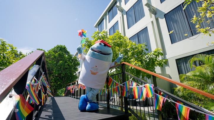 โฟร์พอยท์ส บาย เชอราตัน ภูเก็ต ป่าตอง บีช รีสอร์ท ร่วมเฉลิมฉลองเดือนแห่งความภาคภูมิใจ ด้วยสีสันและความคิดสร้างสรรค์