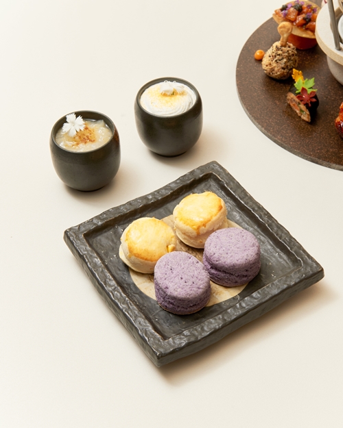 สัมผัสมนต์เสน่ห์แห่งเกาหลี ผ่านประสบการณ์จิบน้ำชายามบ่าย และการเดินทางด้วยบอลลูน ณ ดิโพลแมท บาร์ โรงแรมคอนราด กรุงเทพ