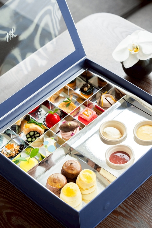 โรงแรม วอลดอร์ฟ แอสโทเรีย กรุงเทพ แนะนำชุดน้ำชายามบ่ายสไตล์ เมดิเตอร์เรเนียน