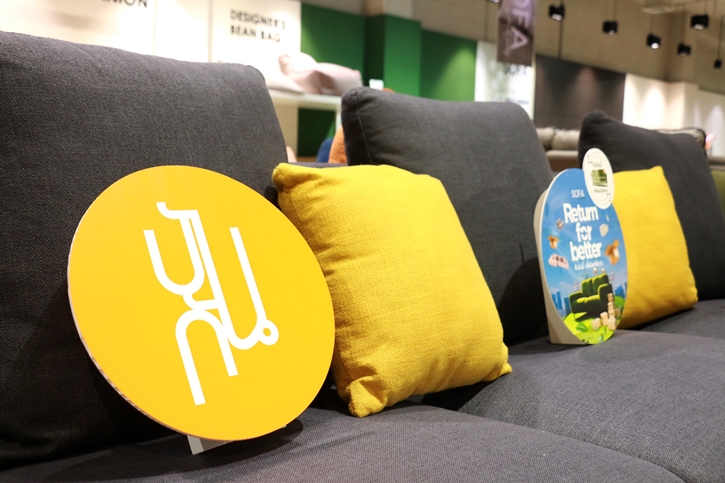 เปลี่ยนโซฟาเก่า ให้เป็นเรื่องราวใหม่... คืนคุณค่า สร้างความยั่งยืนไปกับ SB Design Square