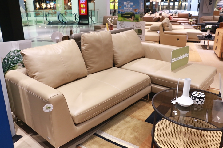 เปลี่ยนโซฟาเก่า ให้เป็นเรื่องราวใหม่... คืนคุณค่า สร้างความยั่งยืนไปกับ SB Design Square