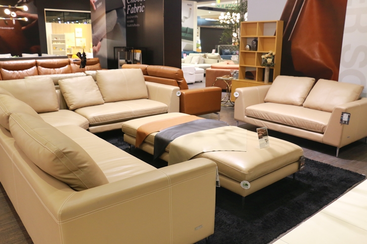 เปลี่ยนโซฟาเก่า ให้เป็นเรื่องราวใหม่... คืนคุณค่า สร้างความยั่งยืนไปกับ SB Design Square