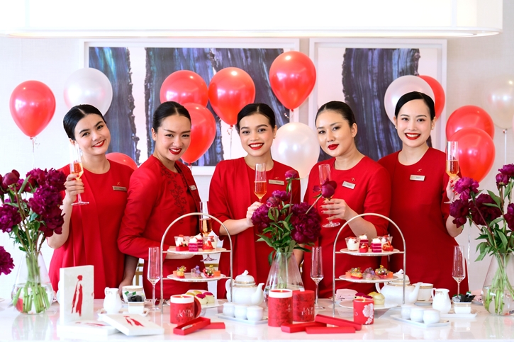 โรงแรมสยามเคมปินสกี้ กรุงเทพฯ เฉลิมฉลองครบรอบ 15 ปี “Lady In Red” ด้วยคอลเลคชั่นสุดพิเศษ
