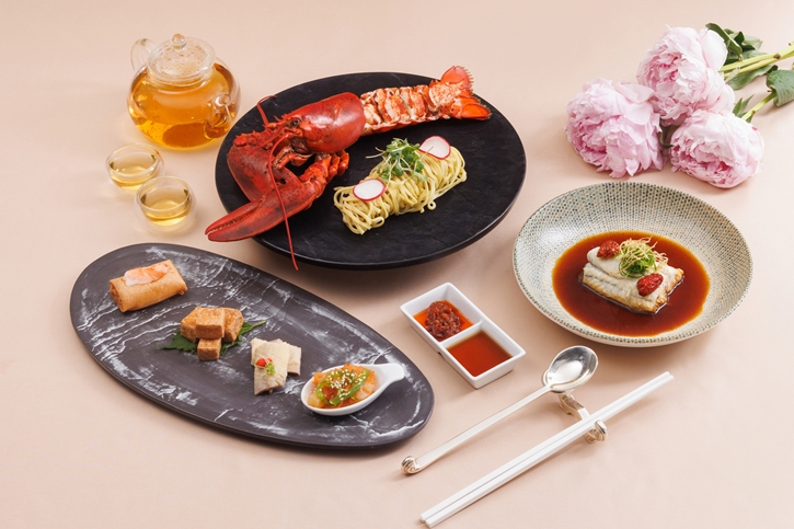 เฉลิมฉลองวันแม่ที่โรงแรม อินเตอร์คอนติเนนตัล กรุงเทพฯ