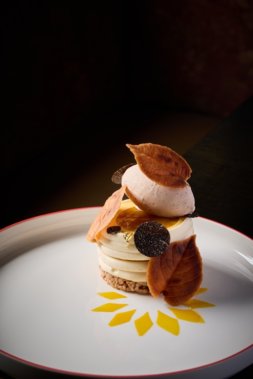 8 เมนูพิเศษจากสุดยอดวัตถุดิบ เห็ดทรัฟเฟิลดำฤดูหนาวส่งตรงจากออสเตรเลีย ที่ โนบุ แบงค๊อก