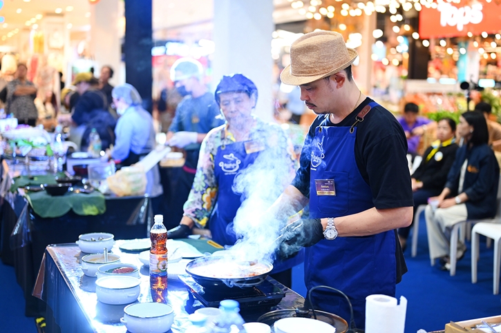 สกพอ. เปิดเวทีแข่งขัน “รังสรรค์เมนูแห่งฉะเชิงเทรา” สร้างต้นแบบเมนูท้องถิ่นสู่สากล ชู Soft Power ด้านอาหาร เสริมแกร่งเศรษฐกิจฐานรากในพื้นที่ EEC