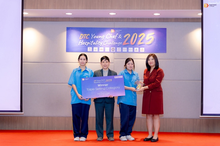 วิทยาลัยดุสิตธานีเปิดเวทีปั้นคนรุ่นใหม่เข้าสู่อุตสาหกรรมอาหารและบริการกับงาน DTC Young Chef & Hospitality Challenge 2025 