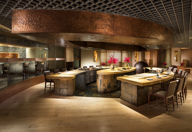 สัมผัสรสชาติอาหารญี่ปุ่นร่วมสมัยและสาเกพรีเมียม ในค่ำคืนสุดพิเศษ ณ ห้องอาหารคิซาระ โรงแรมคอนราด กรุงเทพ