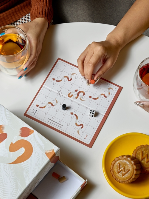 โรงแรมดับเบิ้ลยู กรุงเทพ เปิดตัว “The Selene Serpent” ขนมไหว้พระจันทร์สุดสร้างสรรค์ ผสานรสชาติ ความสนุก และความโชคดี