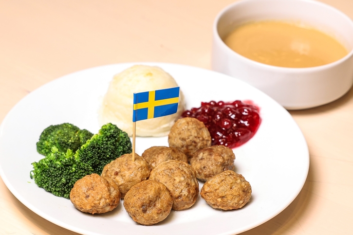 เมกาบางนา ชวนอร่อยสุดคุ้มเอาใจสายชิม กับแคมเปญ “MEGA MUST – EAT” แลกรับฟรี! ขนมและเครื่องดื่มซิกเนเจอร์จาก 12 ร้านดัง ที่ห้ามพลาด! วันนี้ – 31 ก.ค. 68 ที่ศูนย์การค้าเมกาบางนา