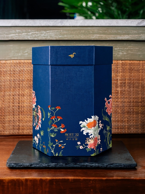 จากพุทราจีนสู่ทุเรียนไทย: MOTT 32 BANGKOK เปิดตัวคอลเลกชันขนมไหว้พระจันทร์  พร้อมรสชาติใหม่ประจำปี 2568