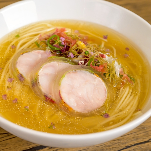 Menya Itto ฉลองครบรอบ 9 ปี เสิร์ฟเมนูราเมนสุดพิเศษเพียง 130 ชาม รังสรรค์โดย เชฟซากาโมโตะ บินตรงจากญี่ปุ่นเพื่อคนรักราเมนโดยเฉพาะ