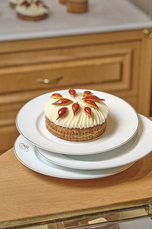 Le Bristol Paris เปิดตัวขนมหวานคอลเลกชันใหม่ ฝีมือเชฟ Maxence Barbot เพสทรีเชฟแถวหน้าของฝรั่งเศส