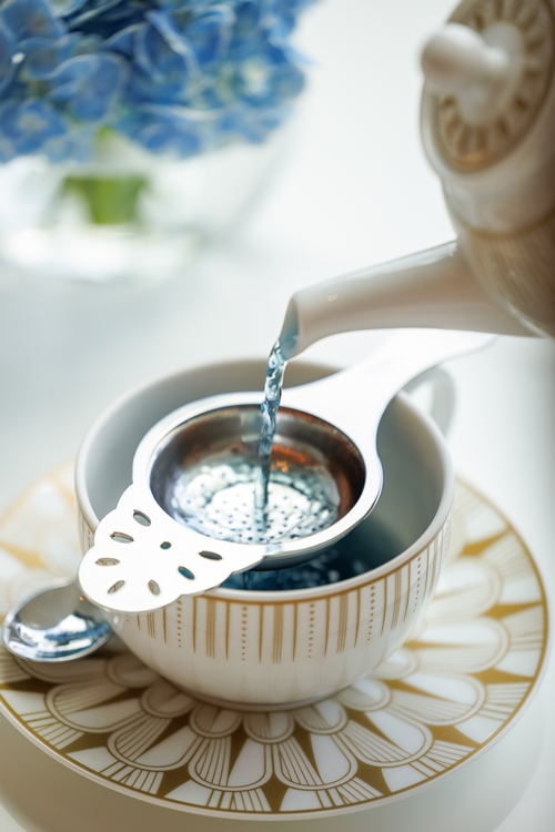 เฉลิมฉลองวันแม่ด้วยประสบการณ์สุดพิเศษที่เปี่ยมด้วยความรักและความประณีต ร่วมสร้างช่วงเวลาสุดอบอุ่นผ่านบรันช์สบายๆ ที่ Lily’s หรือจิบน้ำชายามบ่ายสุดหรูที่ Caleō