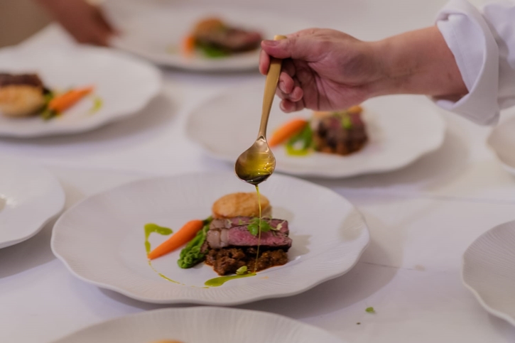 Jaras Hua Hin เปิดมื้อค่ำฤดูกาลใหม่ The Feast of Art โดยเชฟชุมพลและเชฟอิษฏ์