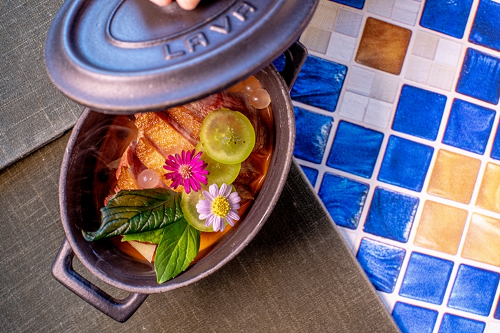 “สง่า” ห้องอาหารไทยซิกเนเจอร์แห่ง Centara Reserve Samui เมื่อมรดกทางวัฒนธรรมและอาหารไทยชั้นสูงมาบรรจบกับความสง่างาม 