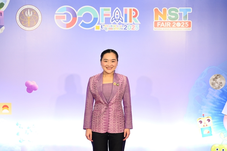 อว. ประกาศความพร้อมจัด 2 งานใหญ่แห่งปี “อว.แฟร์” - “มหกรรมวิทยาศาสตร์ฯ”  ชวนคนไทยปลดล็อกจินตนาการแห่งการสร้างสรรค์ เรียนรู้วิทยาศาสตร์แบบลงมือจริง คิดจริง สนุกจริง 