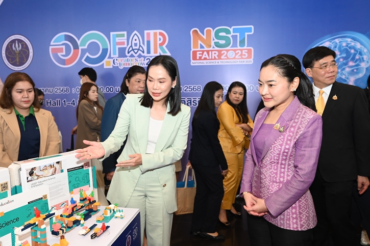 อว. ประกาศความพร้อมจัด 2 งานใหญ่แห่งปี “อว.แฟร์” - “มหกรรมวิทยาศาสตร์ฯ”  ชวนคนไทยปลดล็อกจินตนาการแห่งการสร้างสรรค์ เรียนรู้วิทยาศาสตร์แบบลงมือจริง คิดจริง สนุกจริง 