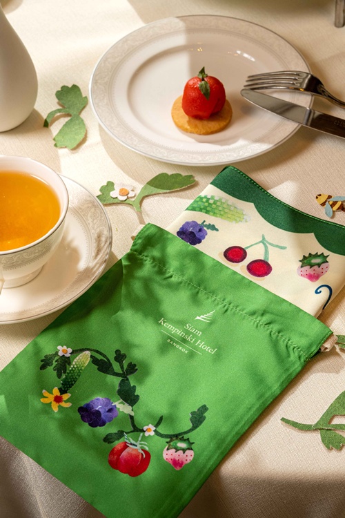 อาฟเตอร์นูนทีคอนเซ็ปต์ใหม่ โดย ‘Aura CherryBag’ ณ โรงแรมสยามเคมปินสกี้ กรุงเทพฯ