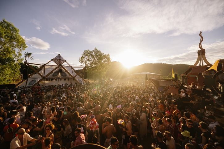 ทศวรรษแห่งความมหัศจรรย์ Wonderfruit 2025 เผยโปรแกรมสุดยิ่งใหญ่ ผ่าน Guide to Wonder