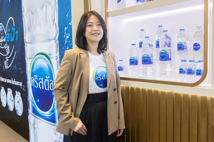 “คริสตัล” ครองแชมป์ตลาดน้ำดื่ม ชูนวัตกรรมการผลิตที่เป็นมิตรกับสิ่งแวดล้อม  พร้อมตอกย้ำความเป็นผู้นำด้านคุณภาพ ที่ส่งผลต่อสุขภาพกาย และใจ 
