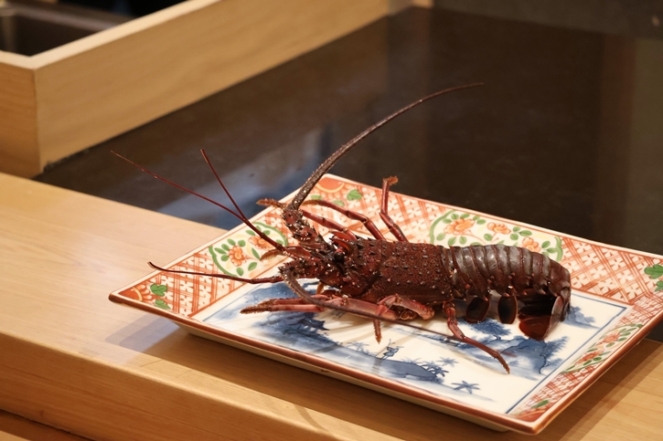 Ginza Tenharu Bangkok ฉลองครบรอบ 8 ปี สืบทอดศิลปะเทมปุระเอโดะมาเอะแท้ต้นตำรับจากย่านกินซ่า  พร้อมเปิดตัวเมนูพิเศษและผลงานศิลปะลิมิเต็ดเอดิชัน สร้างประสบการณ์ใหม่ให้นักชิม